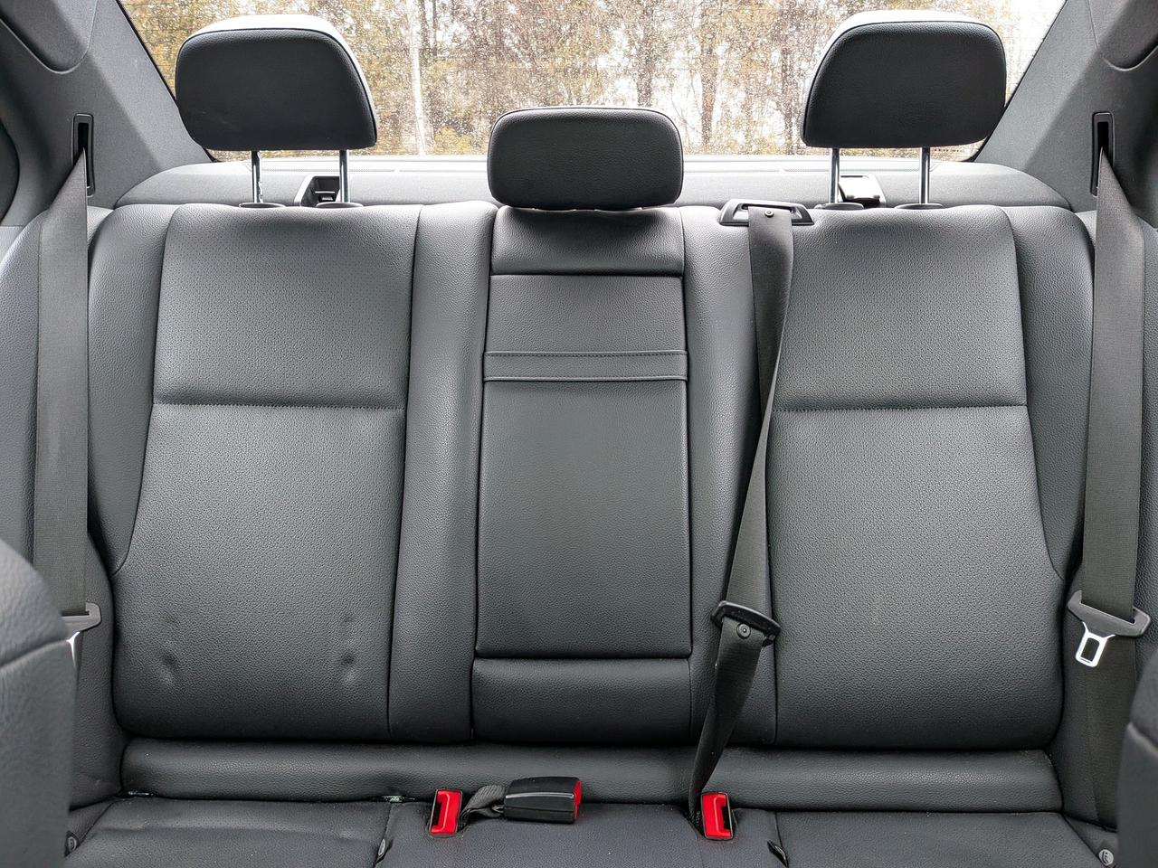 2013 Mercedes-Benz C-Class 4dr Sdn C 300 4MATIC Photo