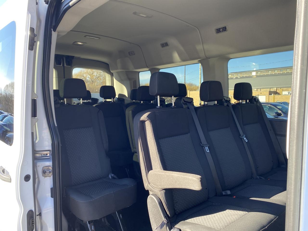 2023 Ford Transit 350 Wagon Med. Roof XLT w/Sliding Pass. 148-in. WB - Photo #8