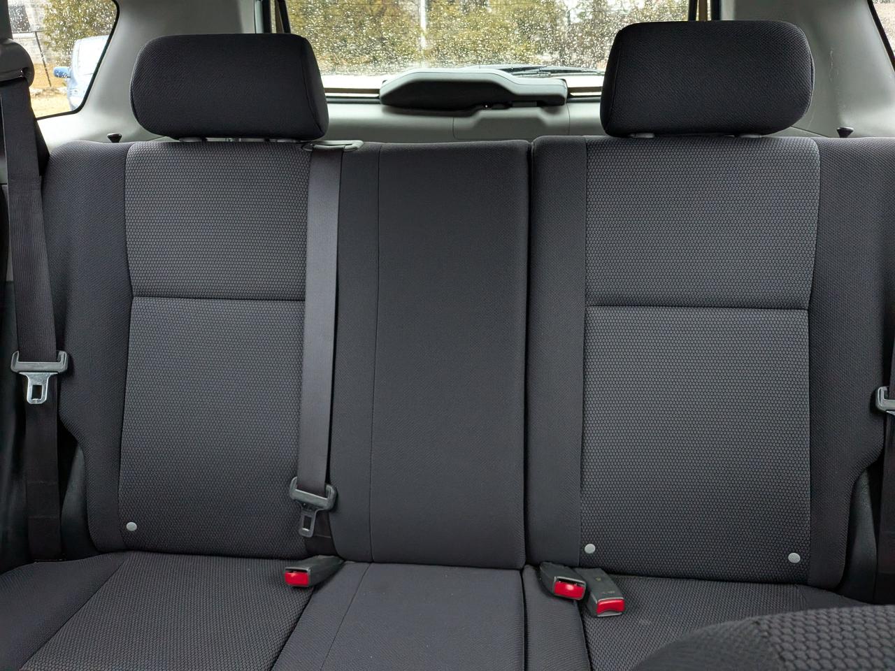 2005 Pontiac Vibe 4DR WGN FWD Photo