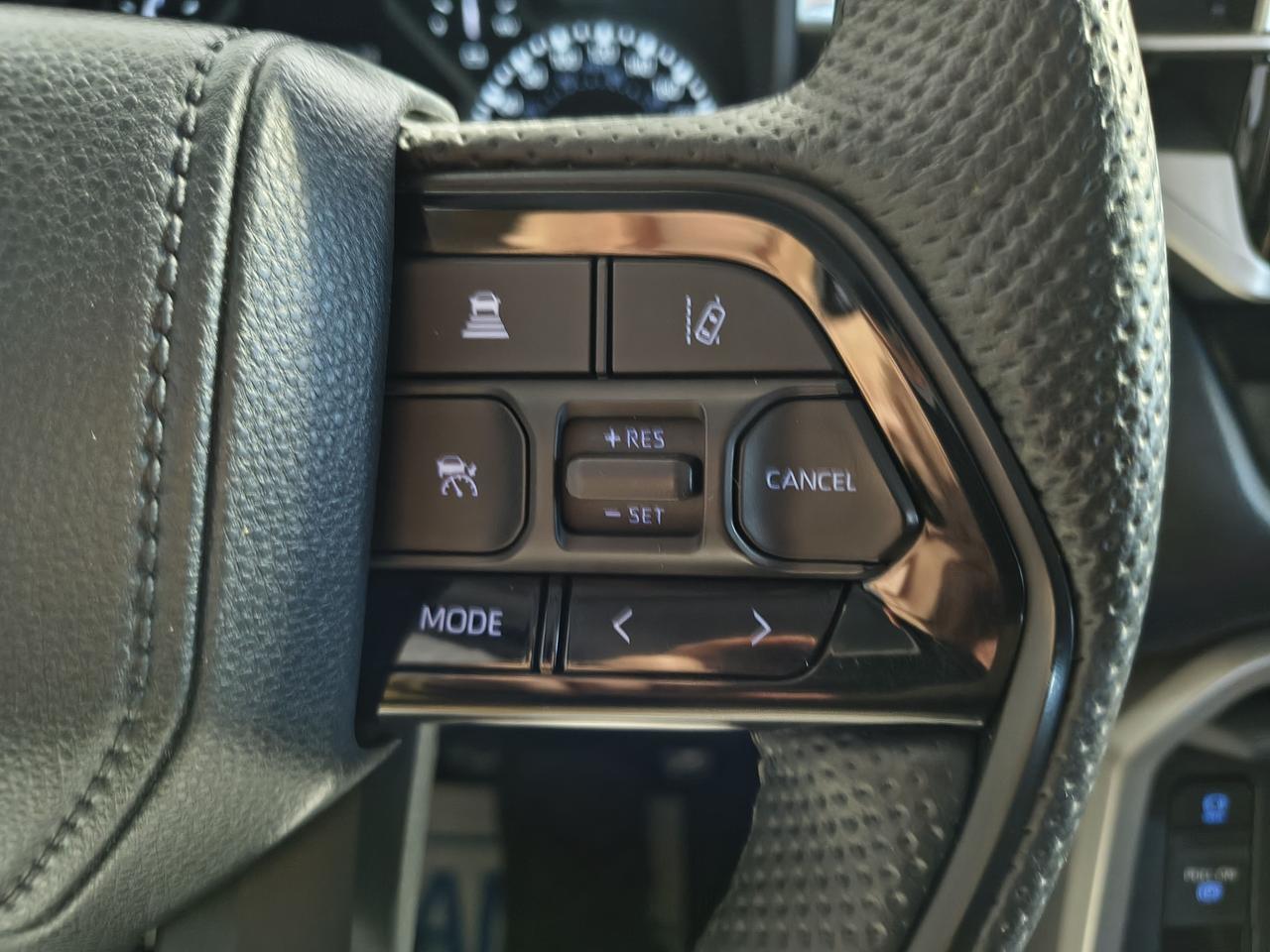 2024 Toyota Tundra SR5 TRD OFF ROAD Photo0