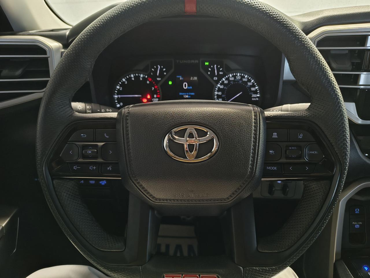 2024 Toyota Tundra SR5 TRD OFF ROAD Photo0