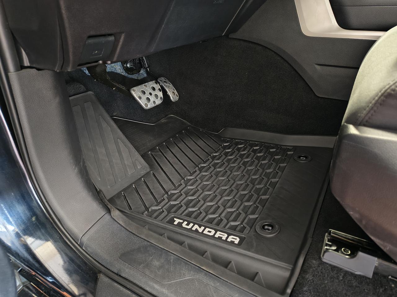 2024 Toyota Tundra SR5 TRD OFF ROAD Photo0