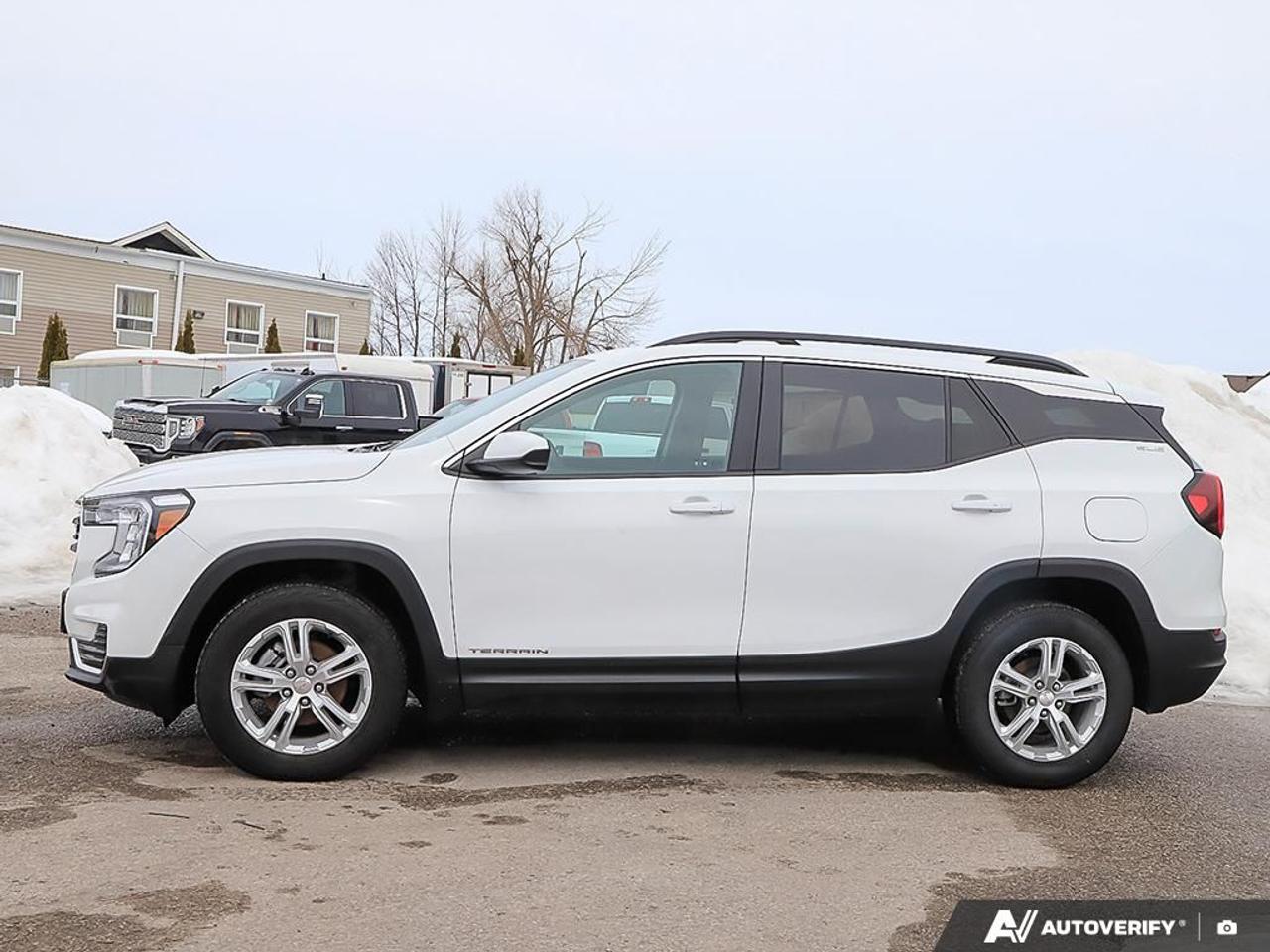 2023 GMC Terrain SLE, AWD, REMOTE START, R/V CAM, H/SEATS Photo2