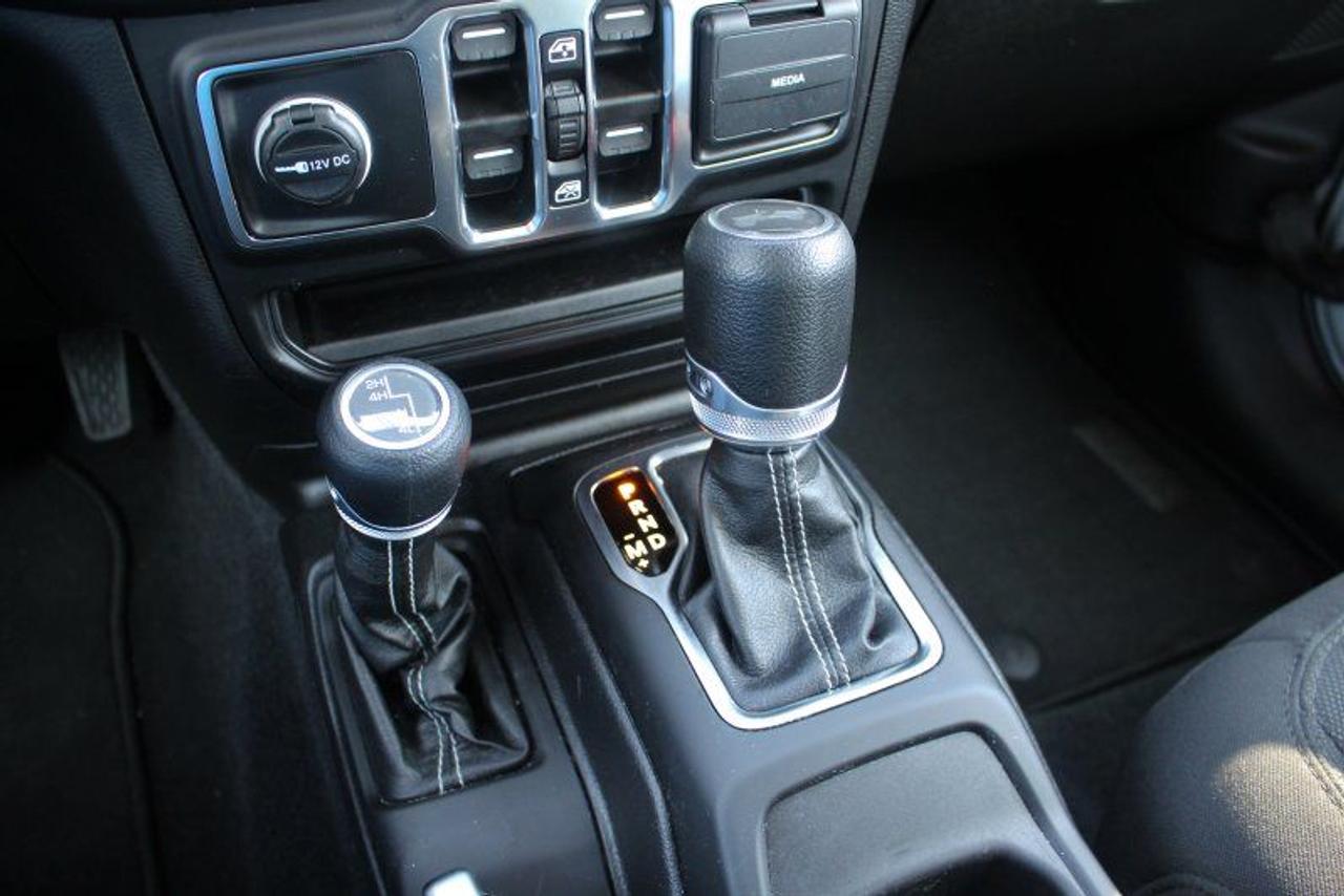 2023 Jeep Wrangler Sahara*Low Ks*4x4*CarPlay*Rear Cam*Navi Photo