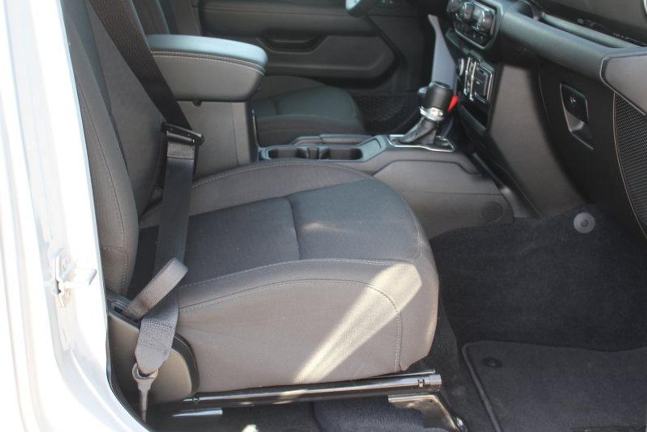 2023 Jeep Wrangler Sahara*Low Ks*4x4*CarPlay*Rear Cam*Navi Photo