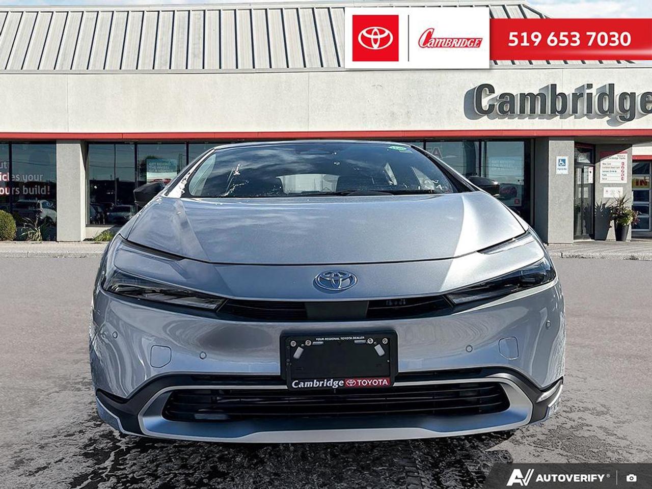 2026 Toyota Prius Plug-In Hybrid SE Photo1