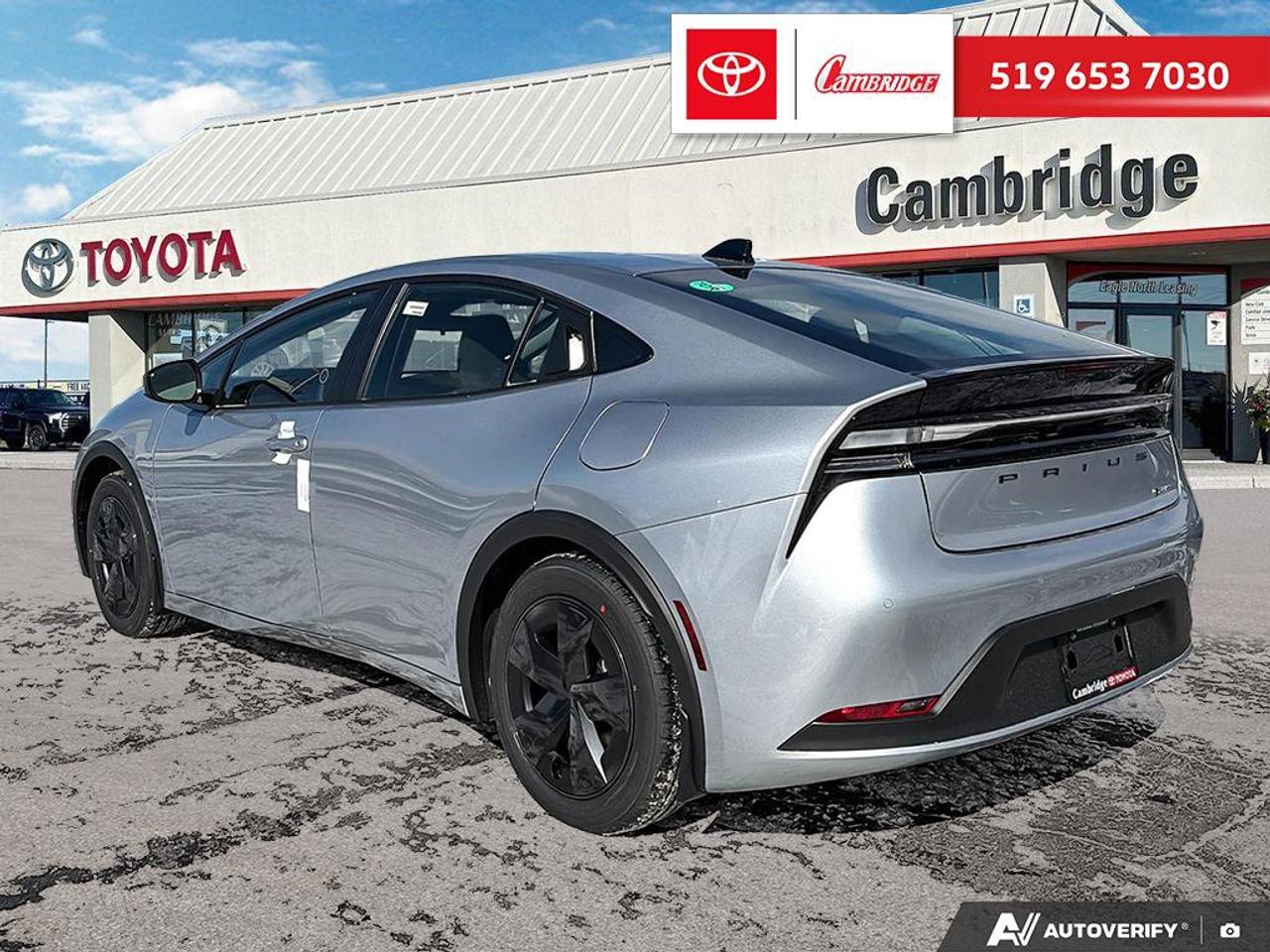 2026 Toyota Prius Plug-In Hybrid SE Photo