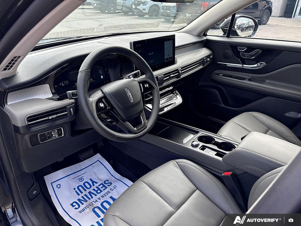 2026 Lincoln Corsair Premiere 101A|HEATED/VENT SEATS|2.0L|LOW KM Photo