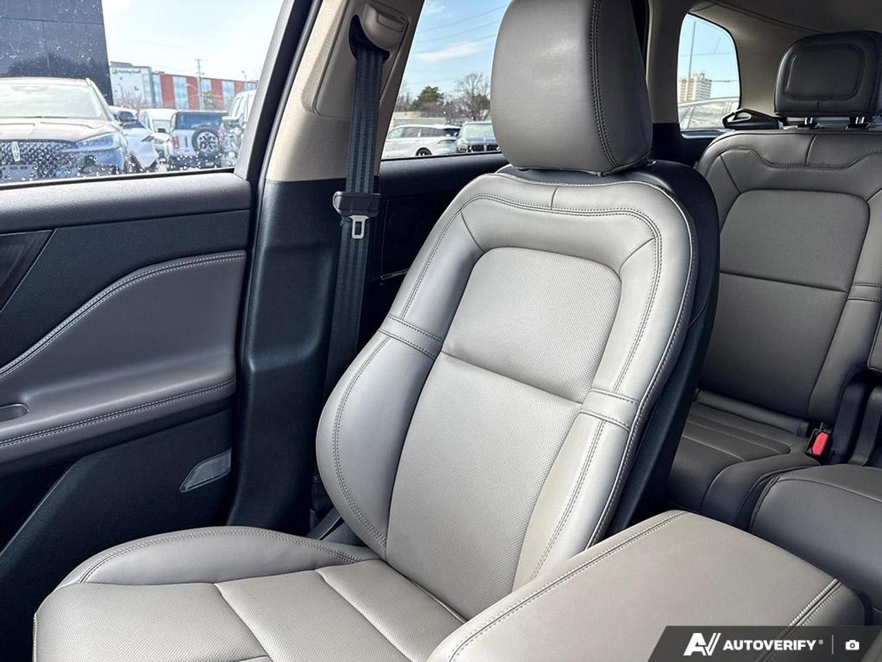 2026 Lincoln Corsair Premiere 101A|HEATED/VENT SEATS|2.0L|LOW KM Photo