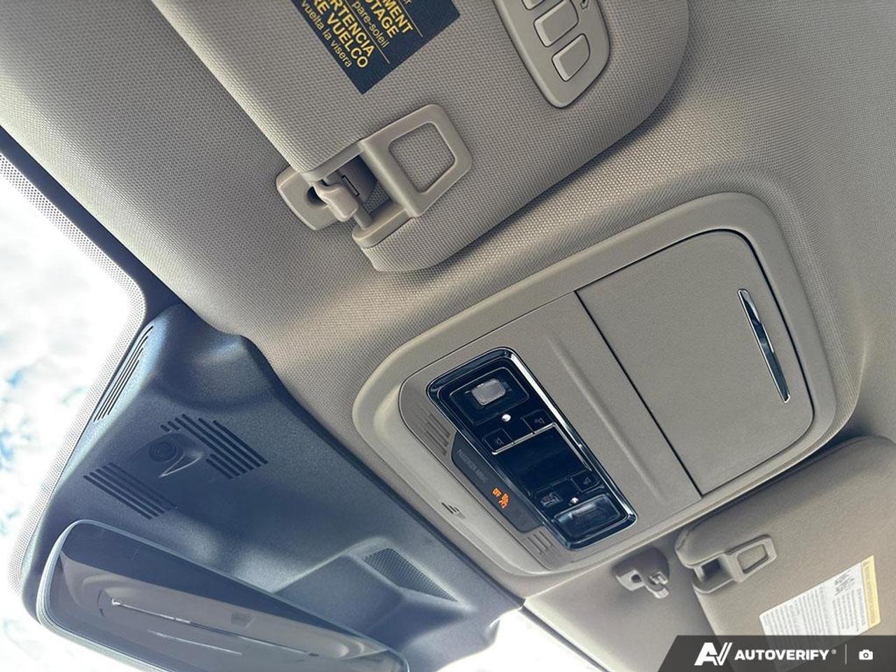 2026 Lincoln Corsair Premiere 101A|HEATED/VENT SEATS|2.0L|LOW KM Photo