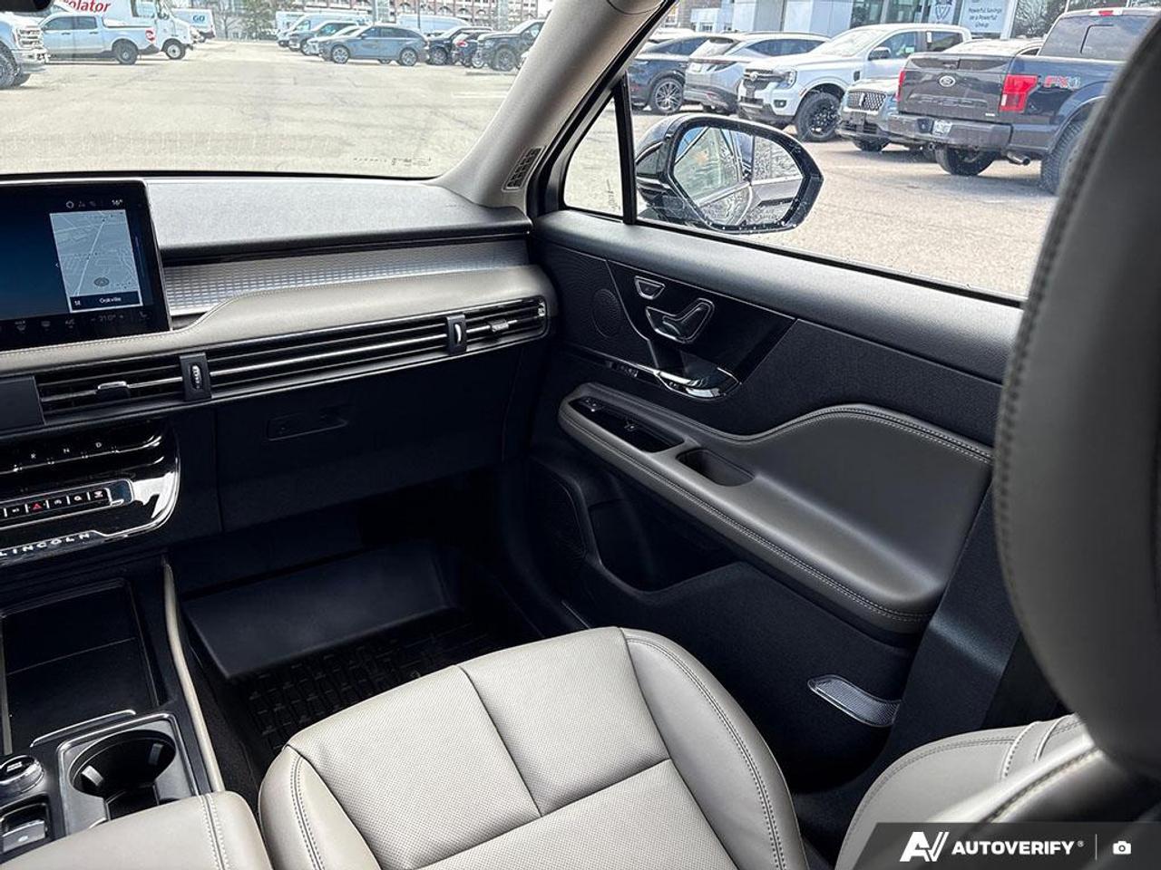 2026 Lincoln Corsair Premiere 101A|HEATED/VENT SEATS|2.0L|LOW KM Photo