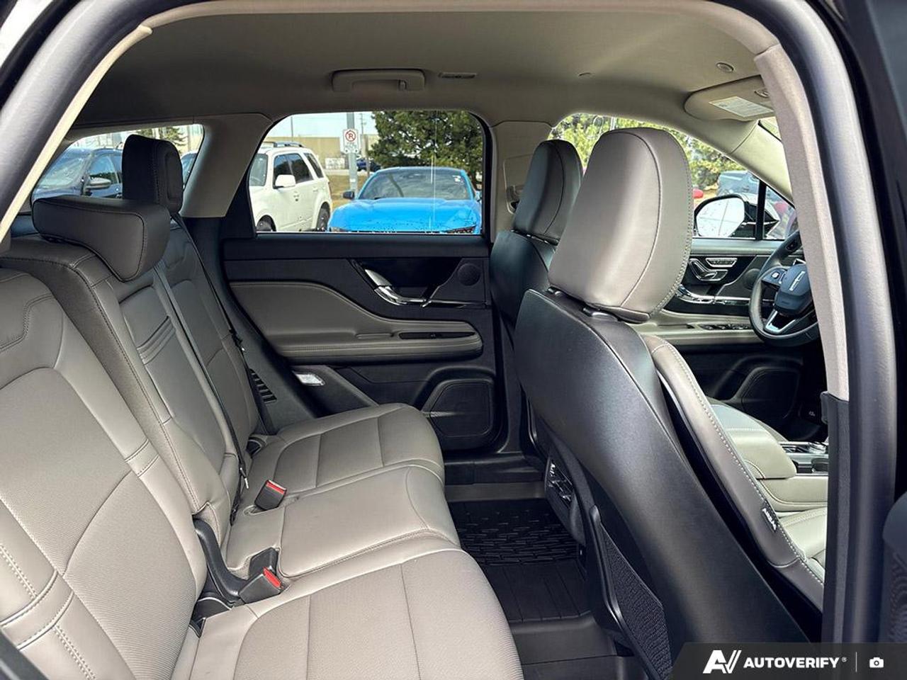 2026 Lincoln Corsair Premiere 101A|HEATED/VENT SEATS|2.0L|LOW KM Photo