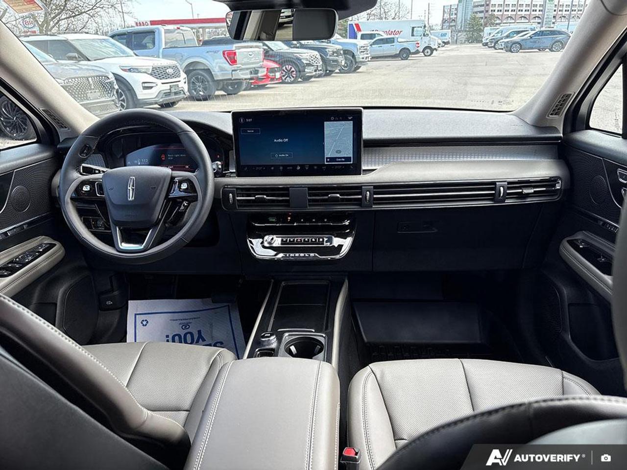 2026 Lincoln Corsair Premiere 101A|HEATED/VENT SEATS|2.0L|LOW KM Photo