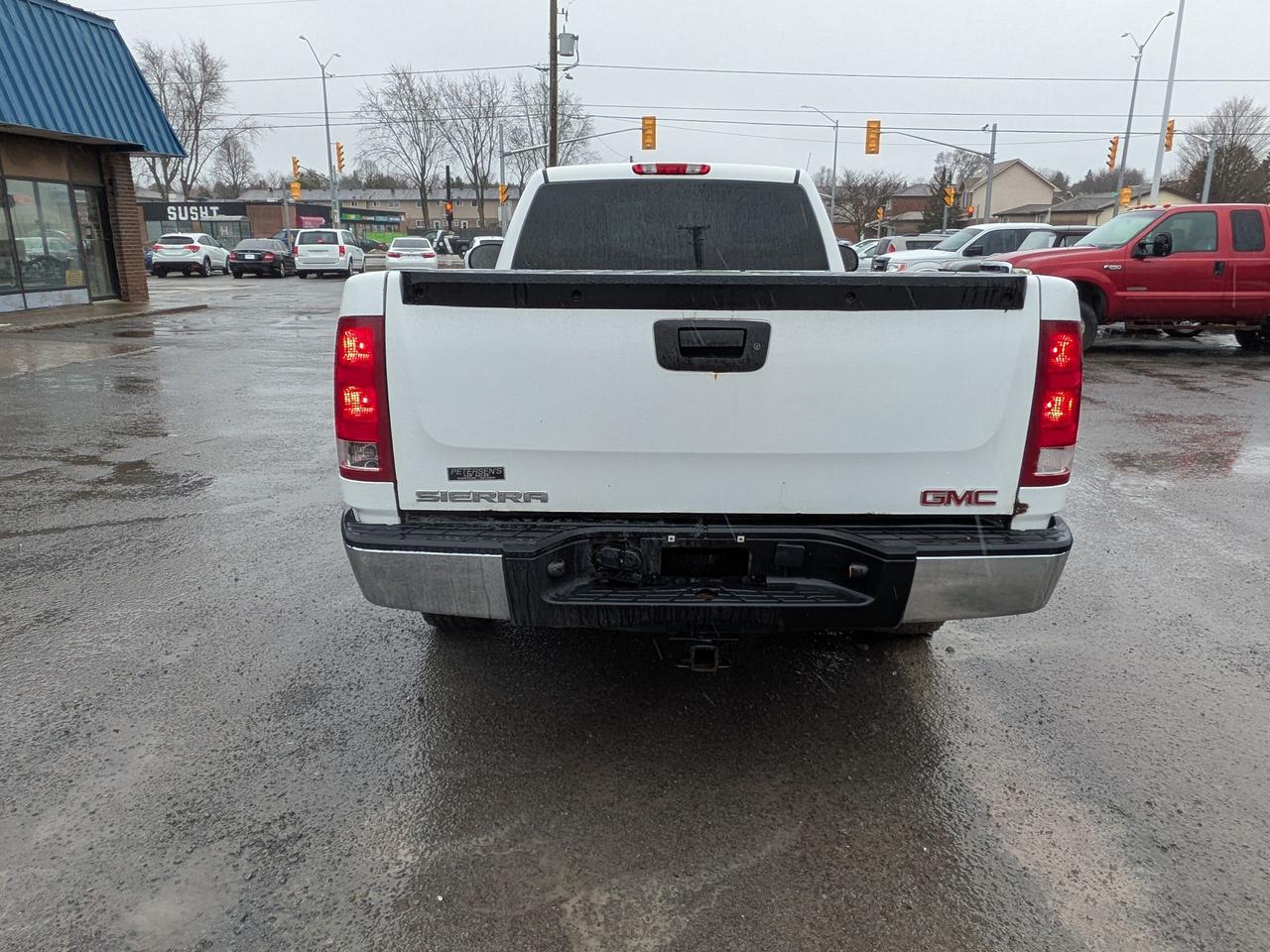 2009 GMC Sierra 1500 WT Photo3