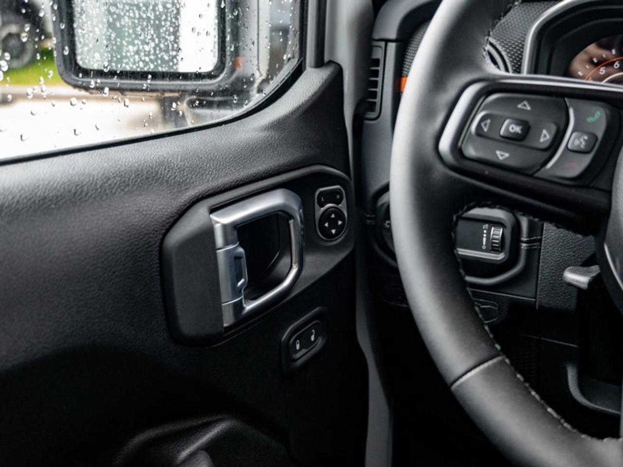 2026 Jeep Gladiator Mojave Photo