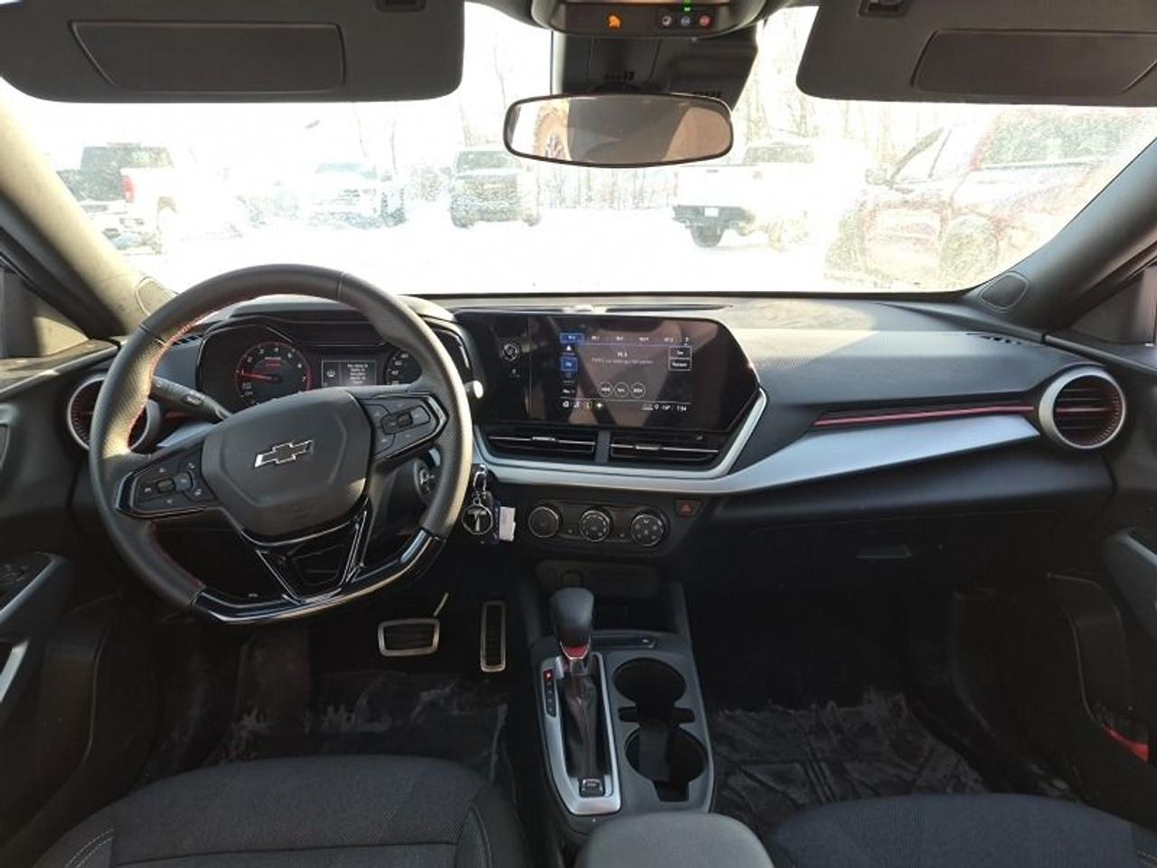 2024 Chevrolet Trax 1RS - LOW KM, REMOTE START, HEATED SEATS/WHEEL!! Photo7