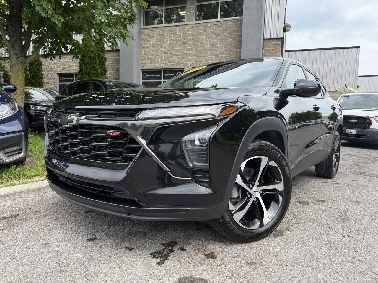 <p>LIKE NEW AND SUPER AFFORDABLE!! This 2024 Chevrolet Trax 1RS has everything you need, including: heated seats and steering wheel, remote start, back-up camera, bluetooth hands-free, SiriusXM satellite radio, Apple CarPlay/Android Auto, alloy wheels and more!</p><p><span style=font-size: 16px; caret-color: #333333; color: #333333; font-family: Work Sans, sans-serif; white-space: pre-wrap; -webkit-text-size-adjust: 100%; background-color: #ffffff;>This vehicle comes Luxe certified pre-owned, which includes: 180-point inspection & servicing, oil lube and filter change, minimum 50% material remaining on tires and brakes, Ontario safety certificate, complete interior and exterior detailing, Carfax Verified vehicle history report, guaranteed one key (additional keys may be purchased at time of sale), FREE 90-day SiriusXM satellite radio trial (on factory-equipped vehicles) & full tank of fuel! </span><span style=background-color: #ffffff; color: #333333; font-family: Work Sans, sans-serif; font-size: 16px; caret-color: #333333; white-space-collapse: preserve;>Remember, we built our business on quality, trust, service, and we deliver. PERIOD.<em><strong> *****Ask us about our U-select Executive Plus Extended Warranty available up to 180,000km!!*****</strong></em> <strong>Proudly </strong></span><strong><span style=background-color: #ffffff; color: #333333; font-family: Work Sans, sans-serif; font-size: 16px; caret-color: #333333; white-space-collapse: preserve;>Family Owned and Operated in the Orleans community for over 16 years!</span></strong></p><p><strong>Priced at ONLY $177 bi-weekly with $500 down over 78 months at 6.49% (cost of borrowing is $1899 per $10000 financed) OR cash purchase price of $24999 (prices are plus HST and licensing). Call today and book your test drive appointment!</strong></p>