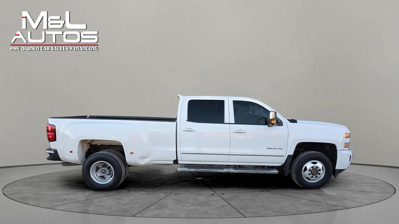 2018 Chevrolet Silverado 3500 4WD Crew Cab 167" LT Photo