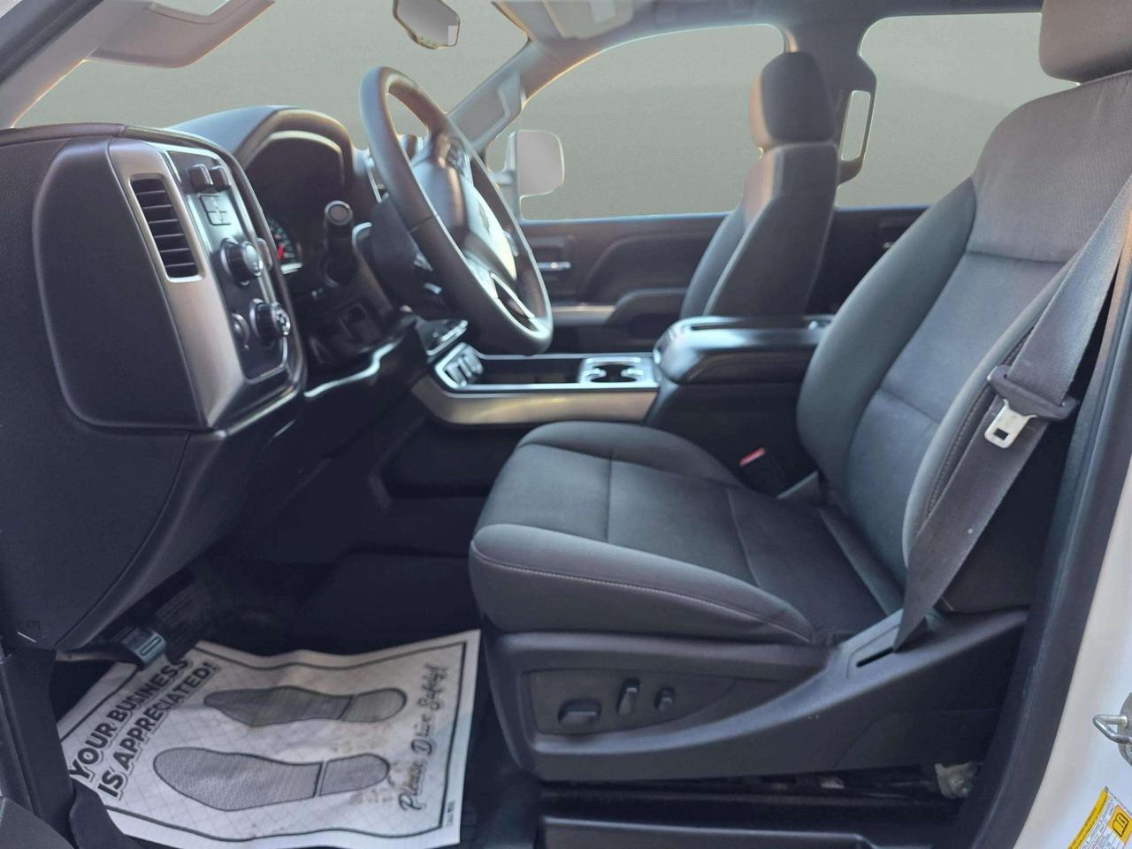 2018 Chevrolet Silverado 3500 4WD Crew Cab 167" LT Photo