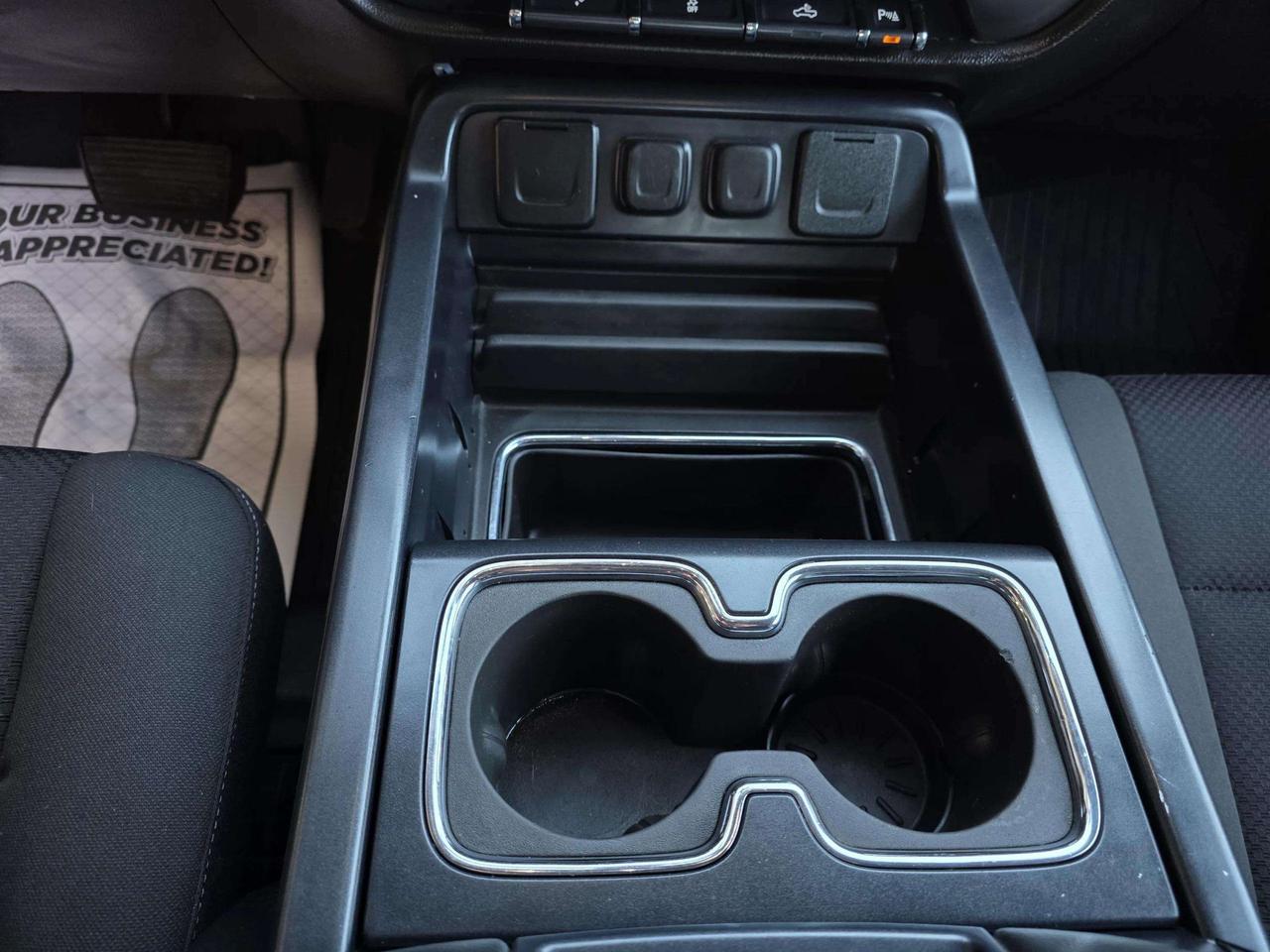 2018 Chevrolet Silverado 3500 4WD Crew Cab 167" LT Photo