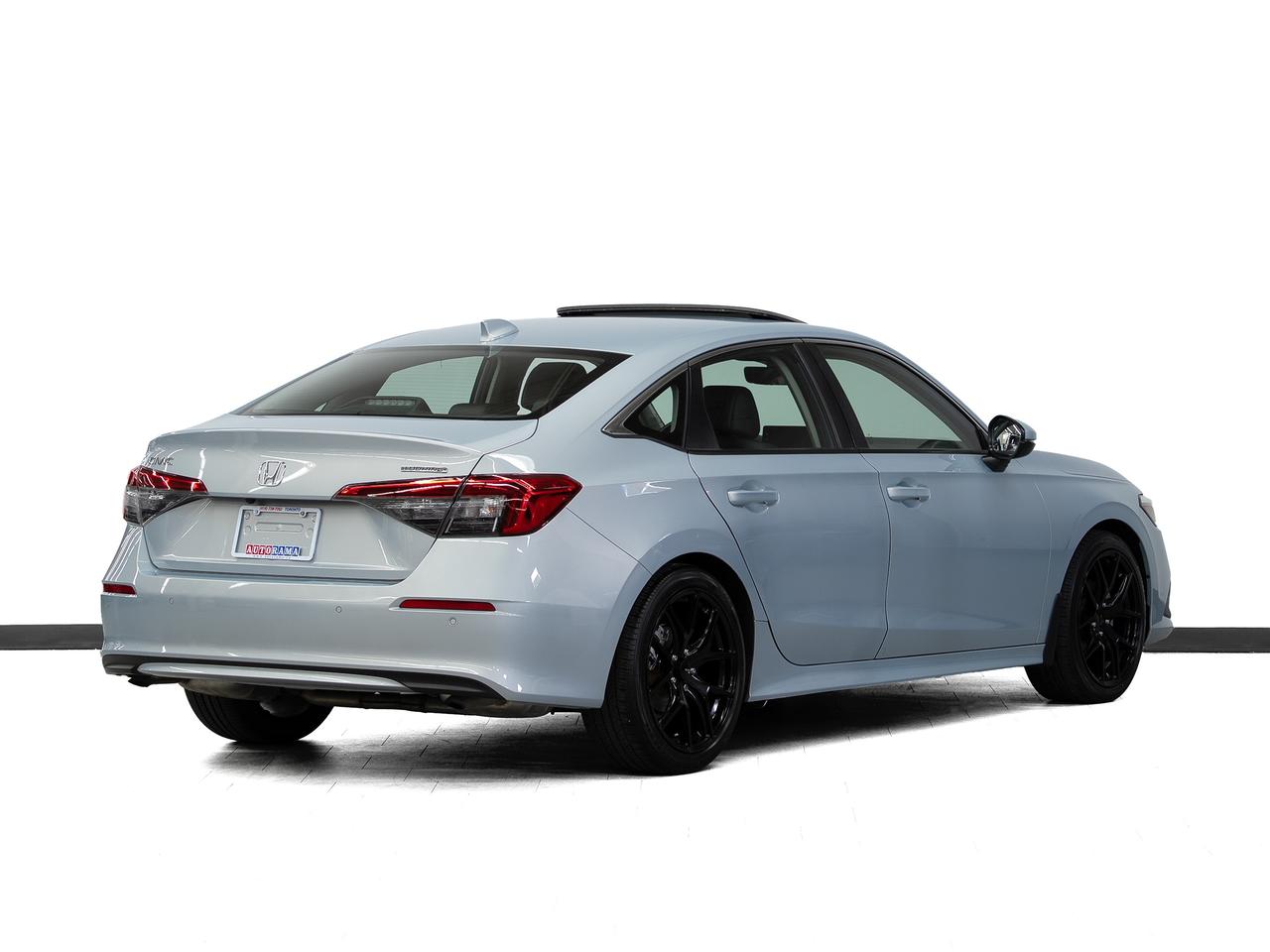 2022 Honda Civic TOURING | Nav | Leather | Sunroof | BSM | CarPlay