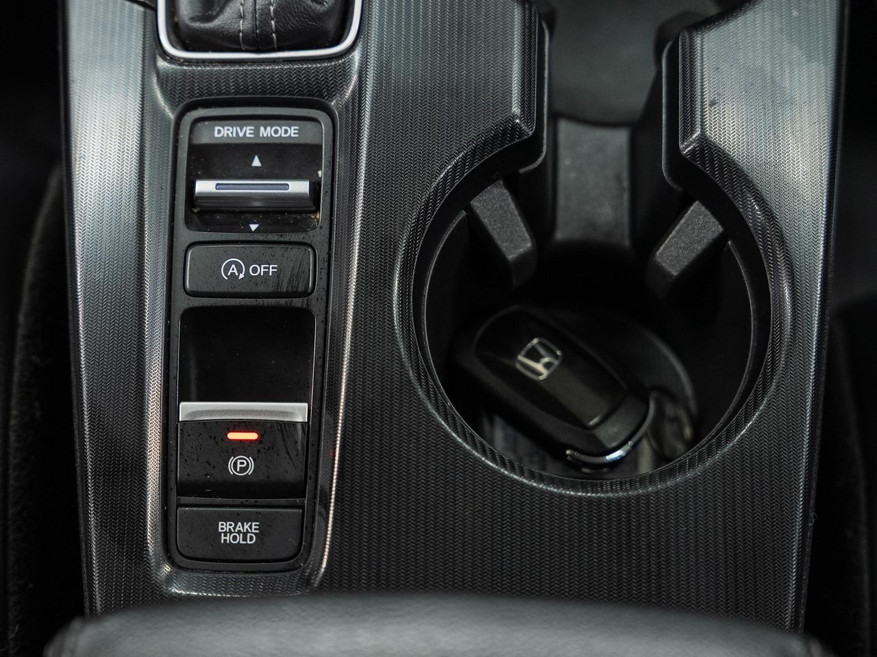 2022 Honda Civic TOURING | Nav | Leather | Sunroof | BSM | CarPlay