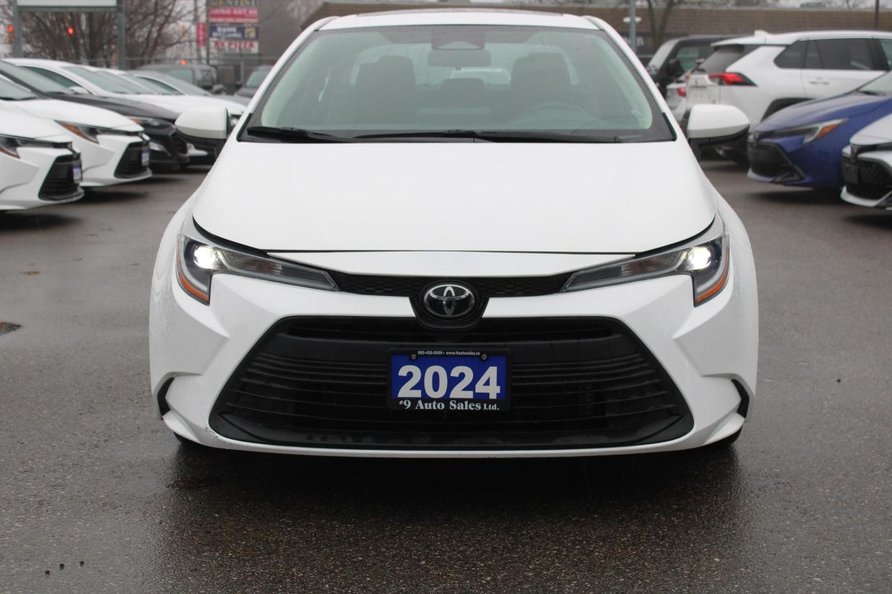 2024 Toyota Corolla LE Plus Sunroof Photo