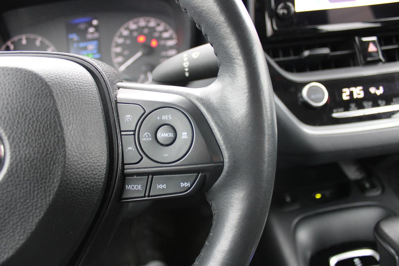 2024 Toyota Corolla LE Plus Sunroof Photo