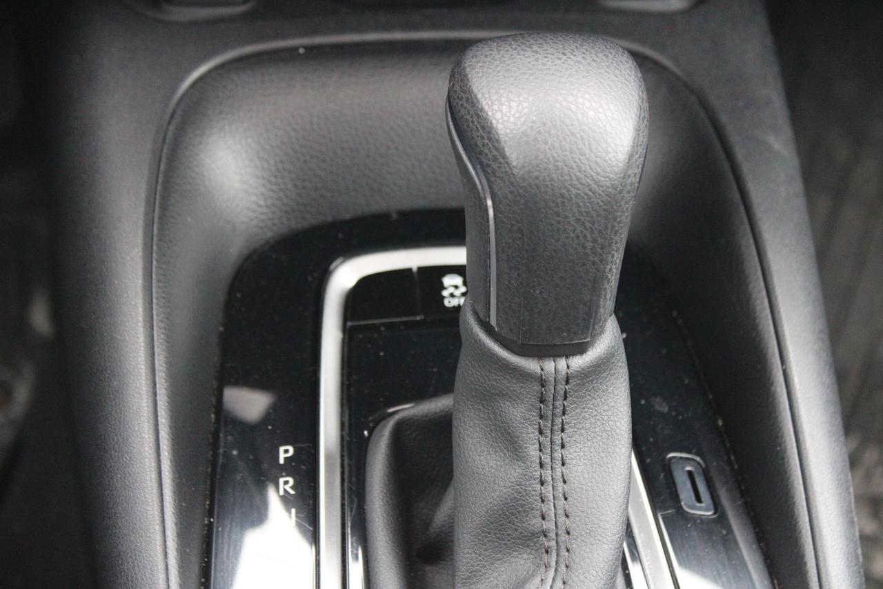 2024 Toyota Corolla LE Plus Sunroof Photo