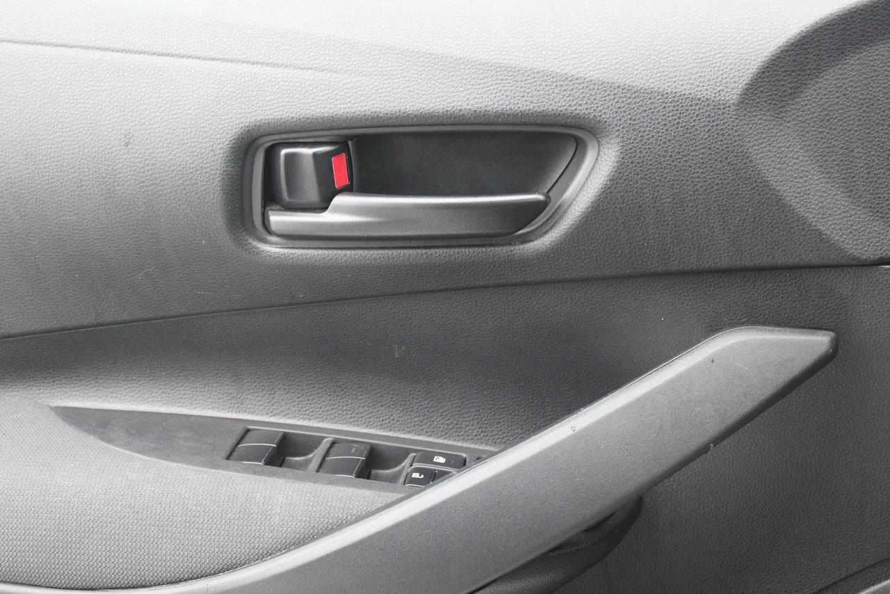 2024 Toyota Corolla LE Plus Sunroof Photo