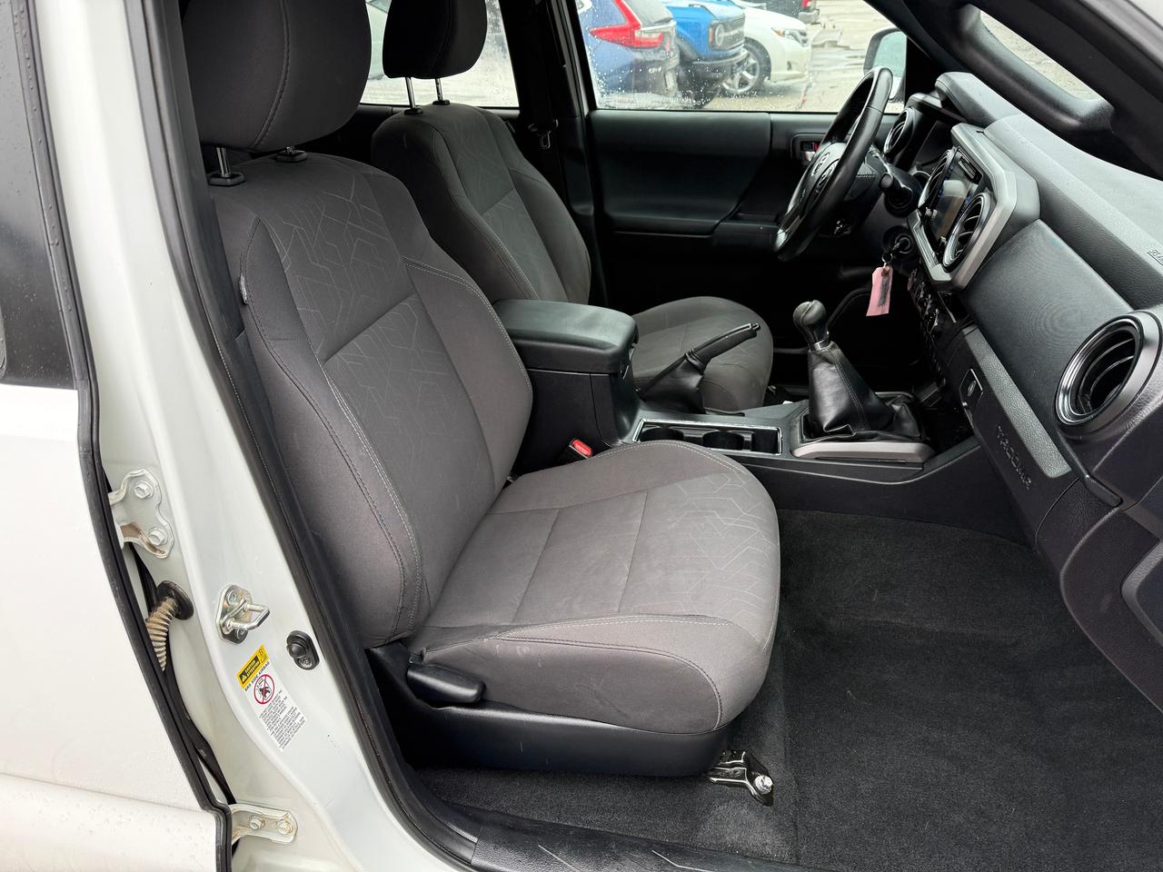 2017 Toyota Tacoma 4WD DOUBLE CAB V6 MAN TRD SPORT.NAV..CERTIFIED!! Photo