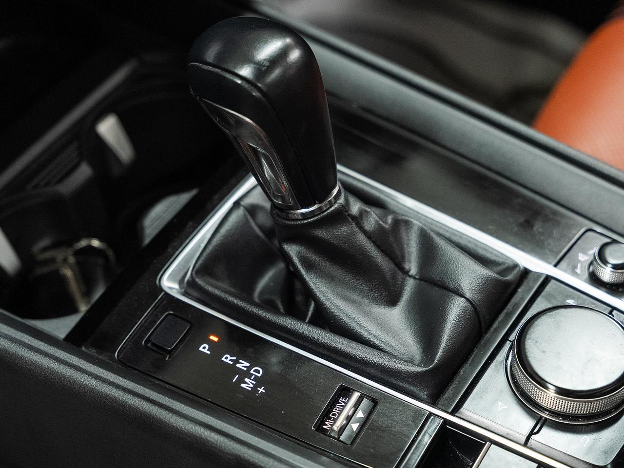 2024 Mazda CX-50 GT AWD | Nav | Leather | Sunroof | BSM | CarPlay