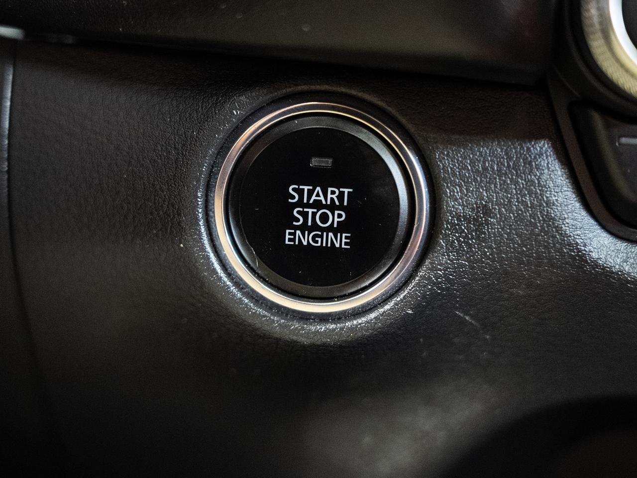 2024 Mazda CX-50 GT AWD | Nav | Leather | Sunroof | BSM | CarPlay