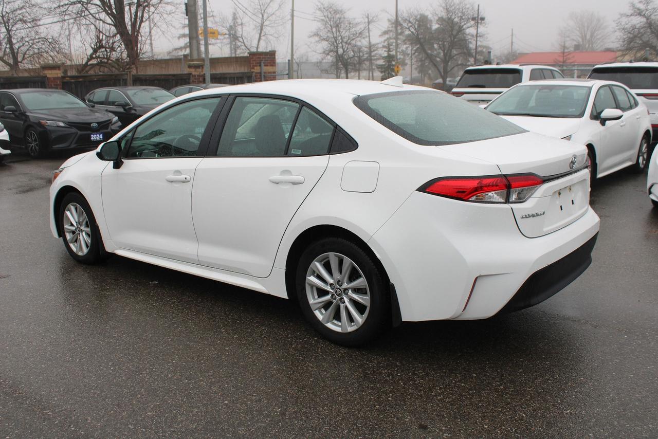 2024 Toyota Corolla LE Plus Sunroof Photo2