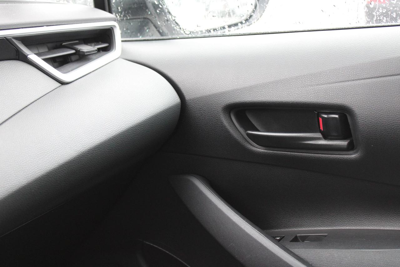 2024 Toyota Corolla LE Plus Sunroof Photo