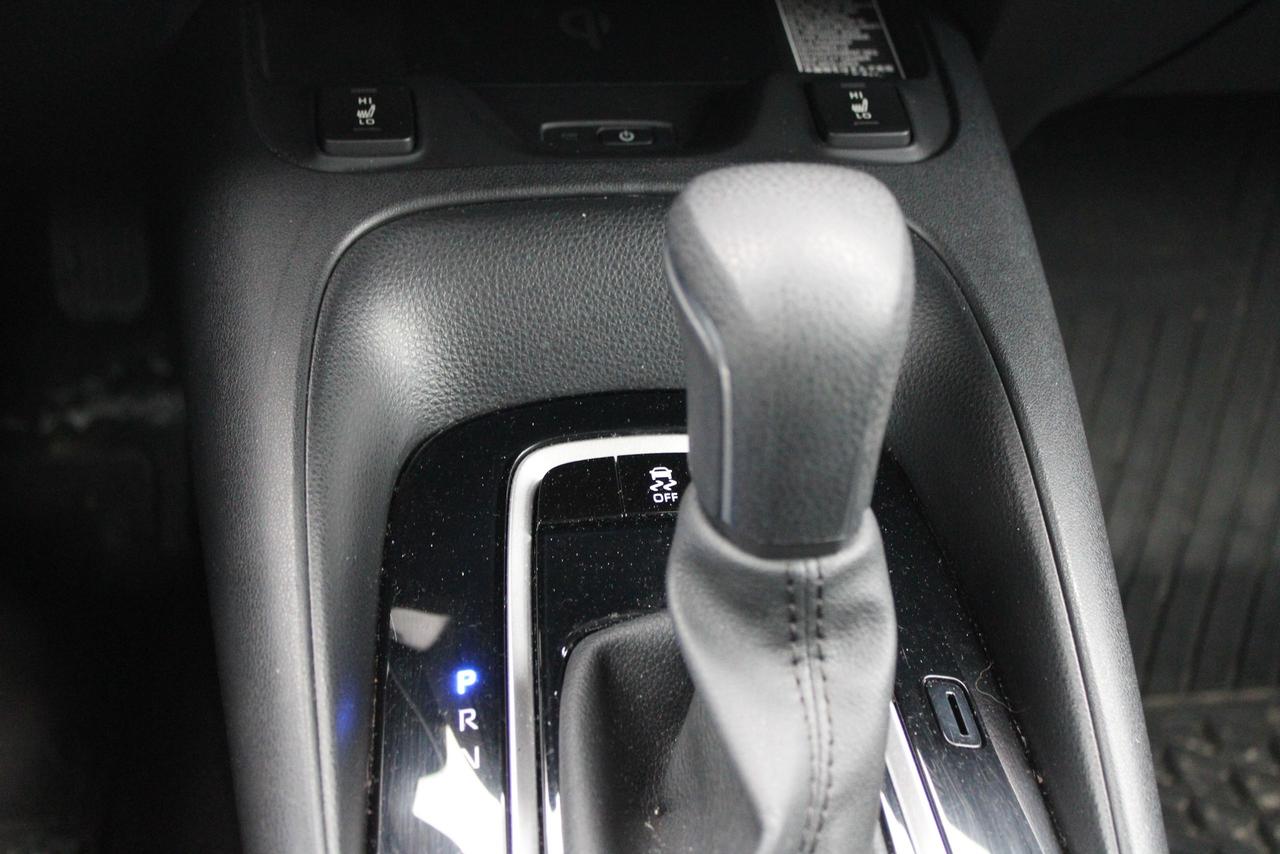 2024 Toyota Corolla LE Plus Sunroof Photo