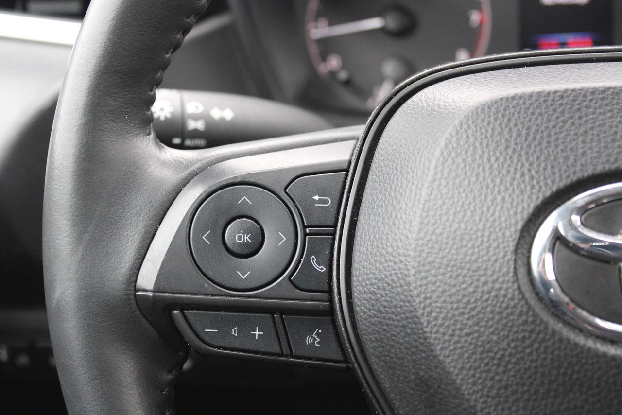 2024 Toyota Corolla LE Plus Sunroof Photo