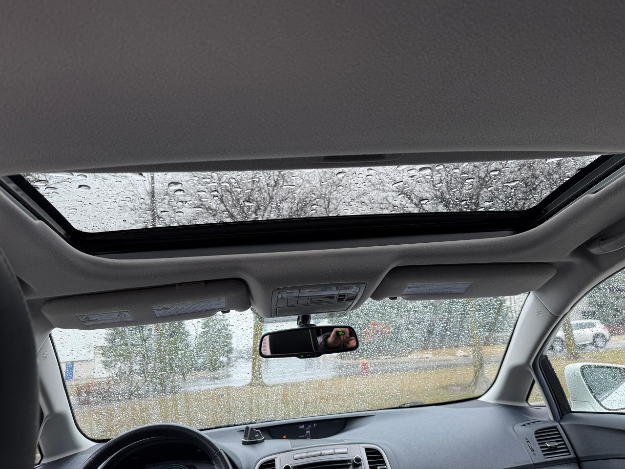 2013 Toyota Venza 4dr Wgn V6 AWD,NO ACCIDENTS,NAV,LEATHER,CERTIFIED! Photo