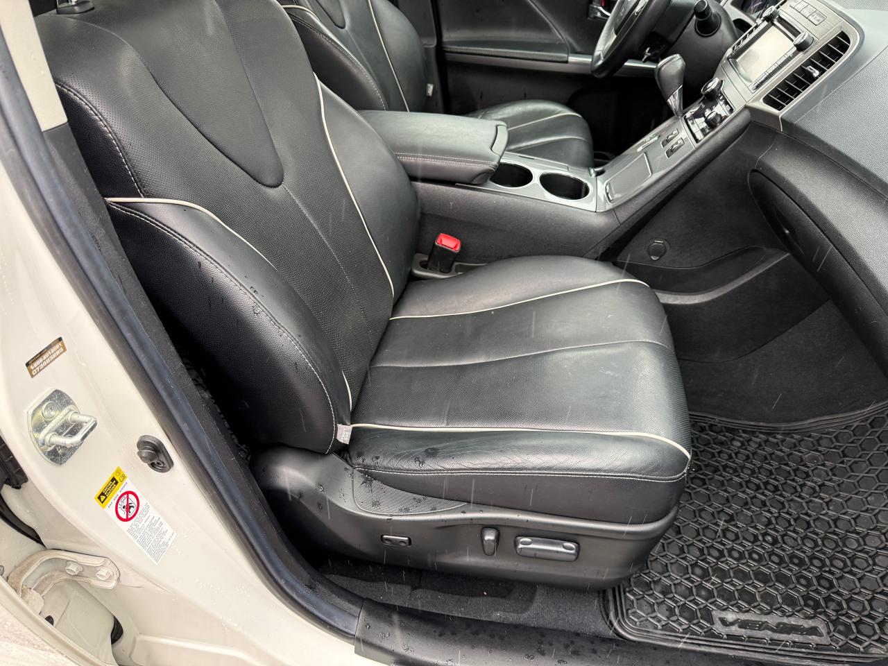 2013 Toyota Venza 4dr Wgn V6 AWD,NO ACCIDENTS,NAV,LEATHER,CERTIFIED! Photo