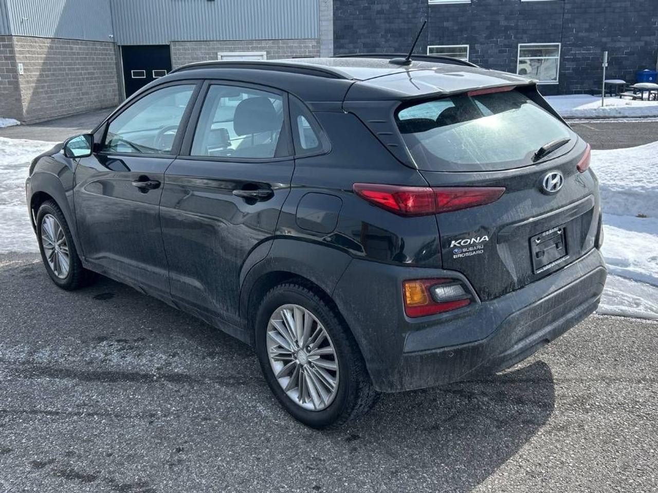 2018 Hyundai KONA Preferred - CLEAN!! HEATED SEATS & STEERING WHEEL! Photo
