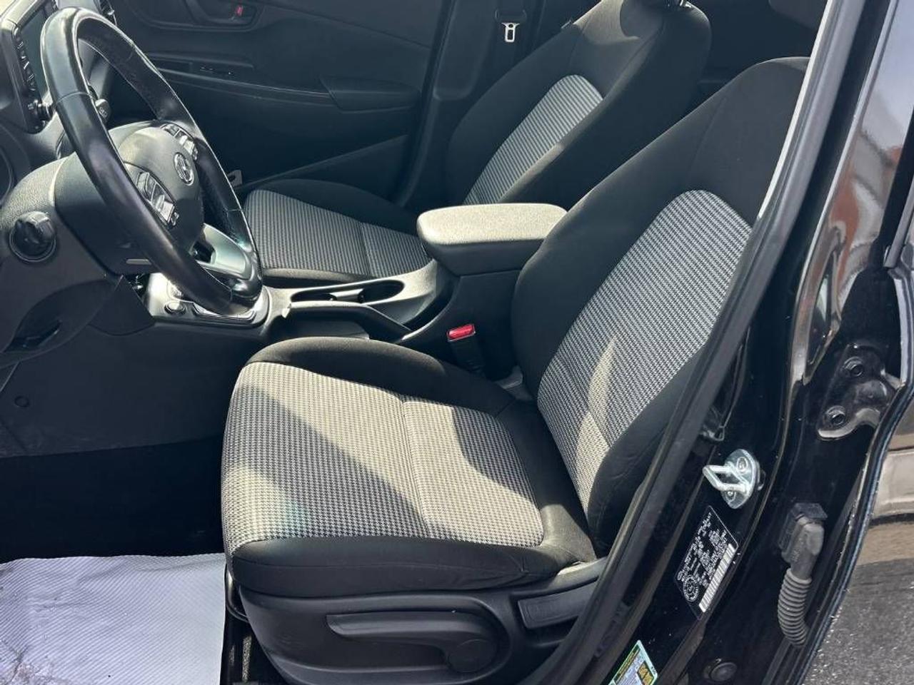 2018 Hyundai KONA Preferred - CLEAN!! HEATED SEATS & STEERING WHEEL! Photo33