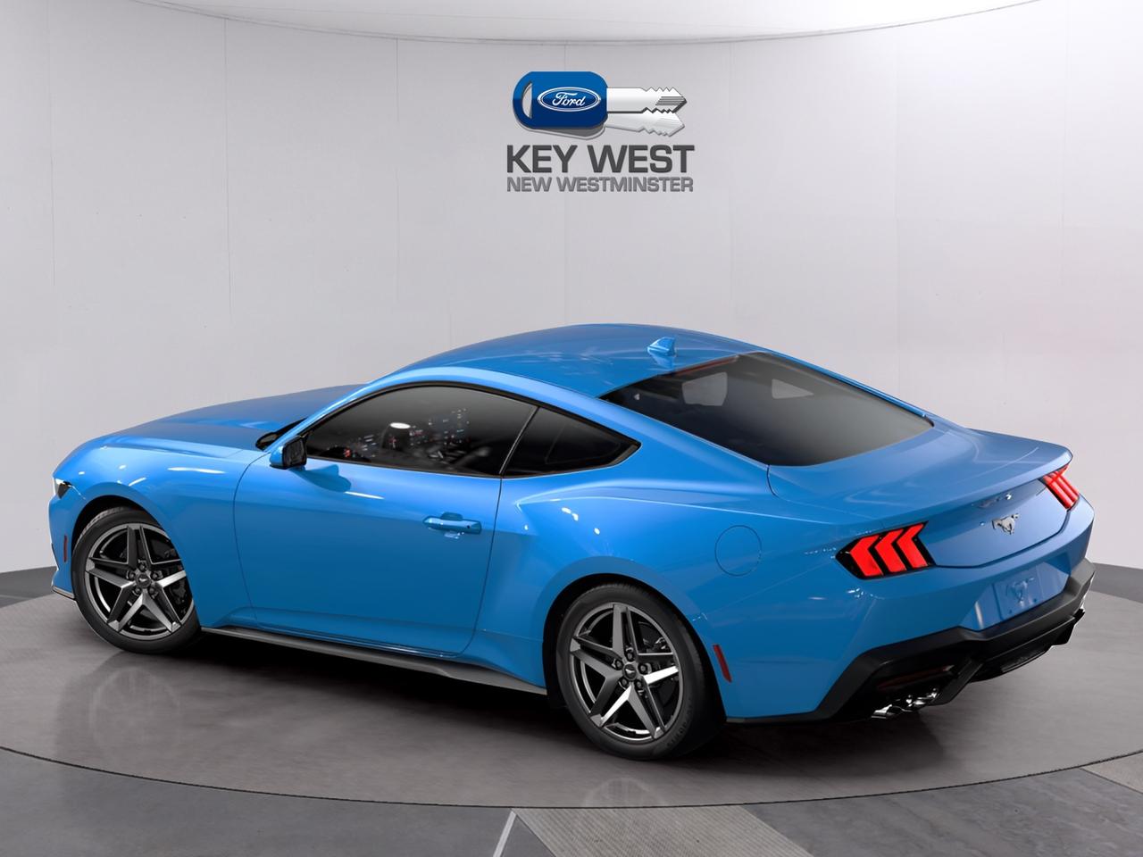 2026 Ford Mustang EcoBoost Fastback Photo1