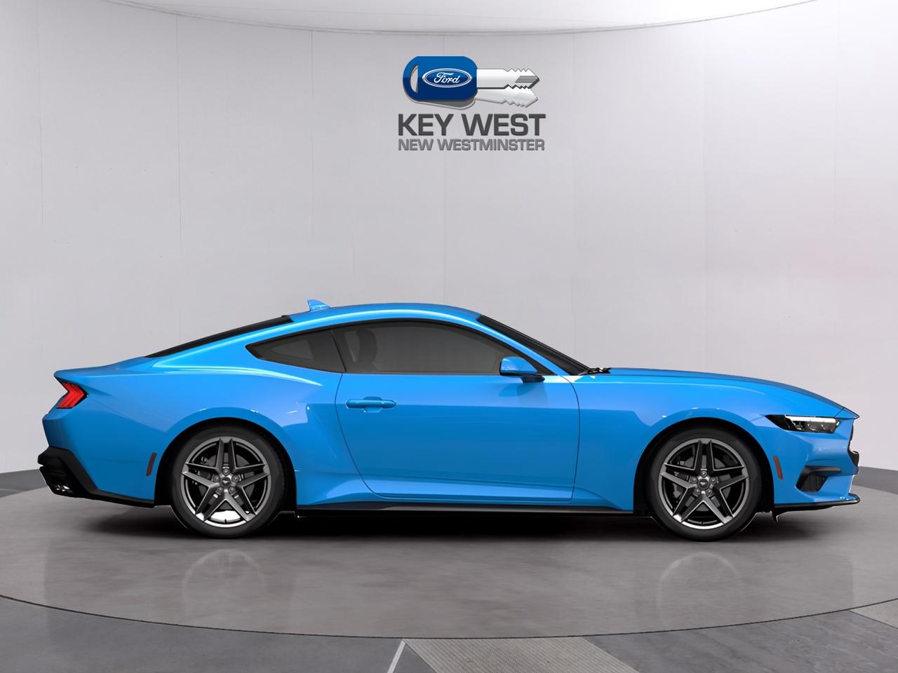 2026 Ford Mustang EcoBoost Fastback Photo3