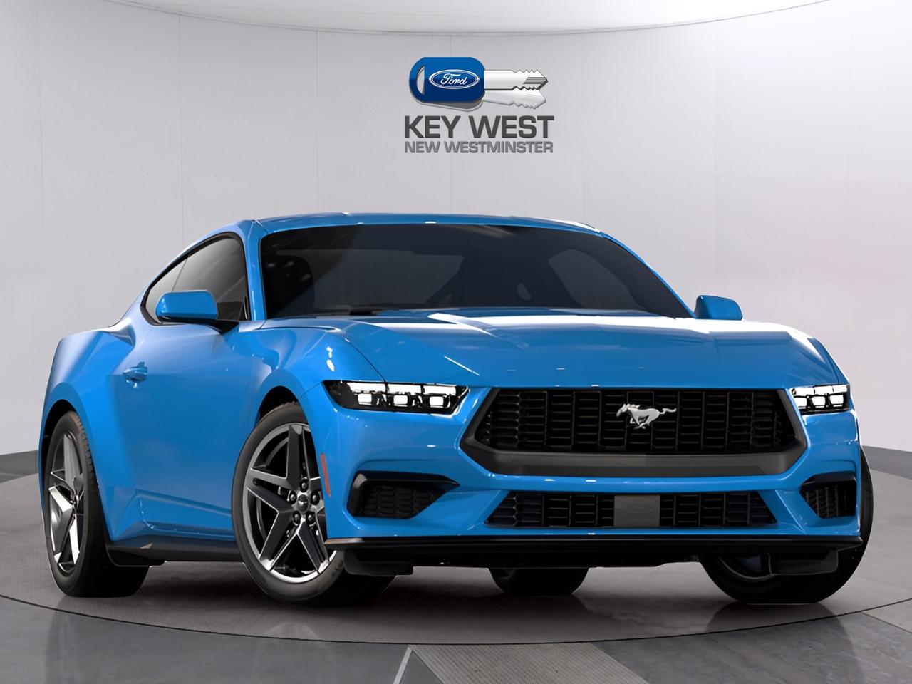 2026 Ford Mustang EcoBoost Fastback Photo4