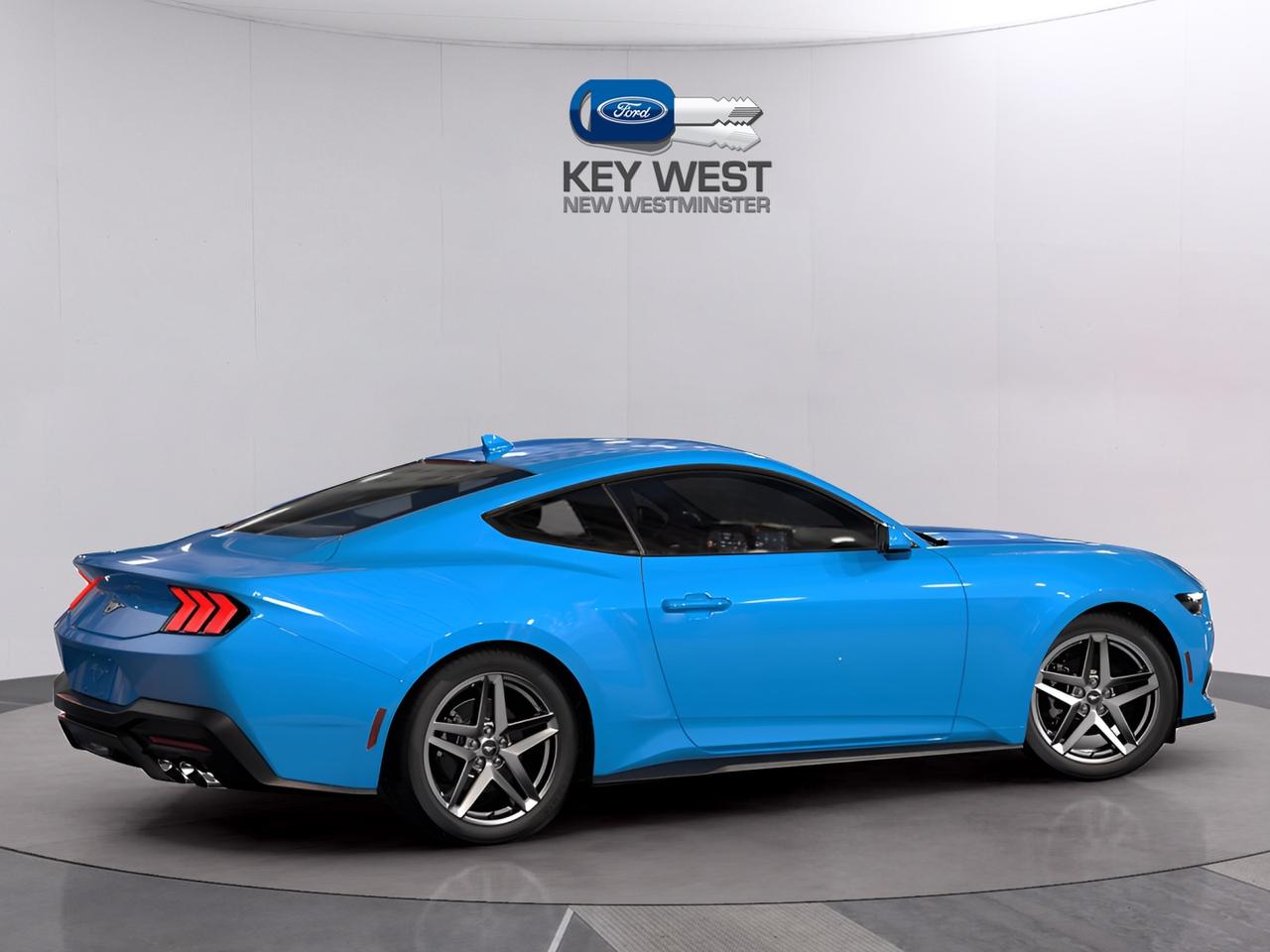 2026 Ford Mustang EcoBoost Fastback Photo2