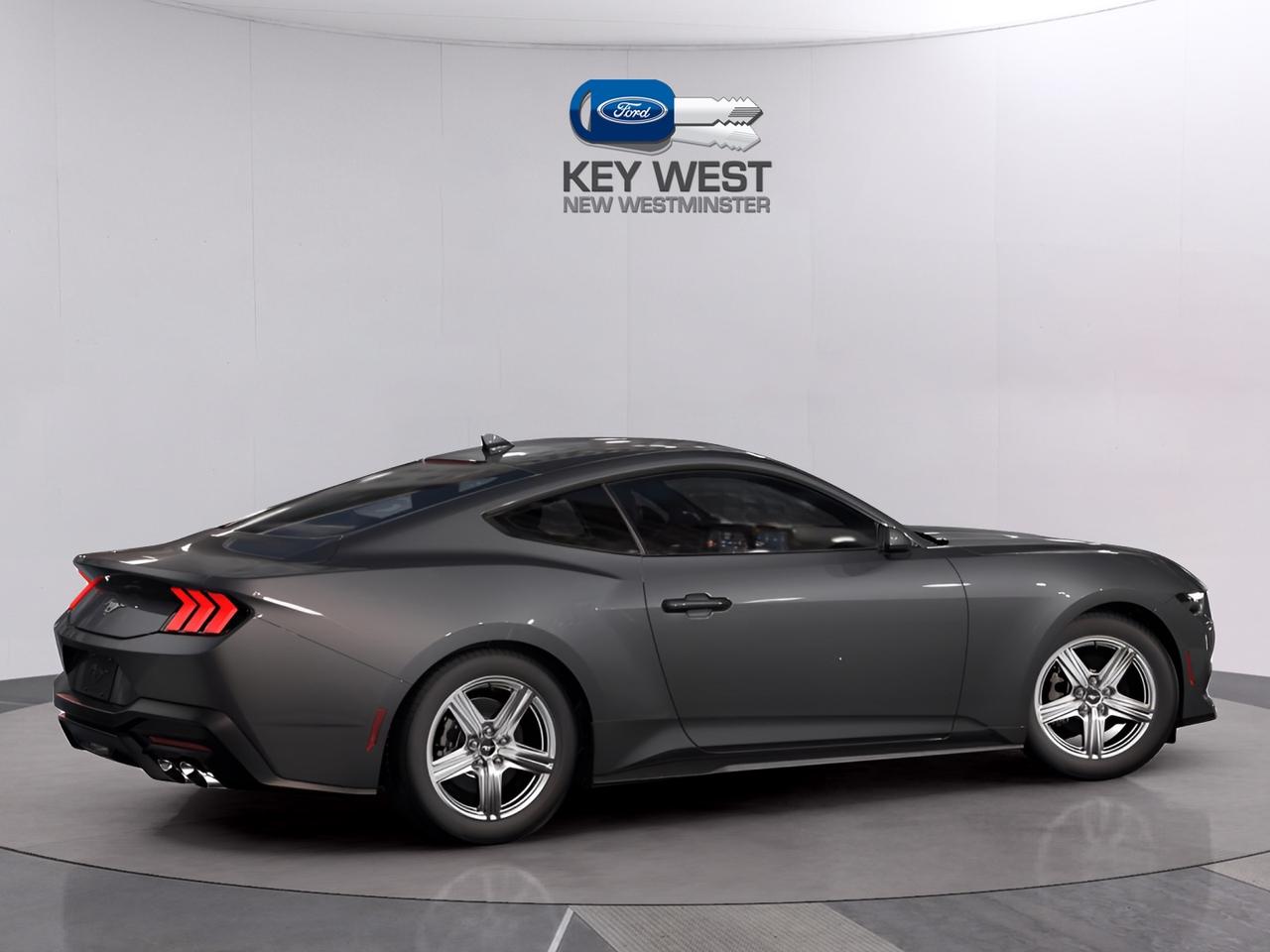2026 Ford Mustang EcoBoost Fastback Photo2