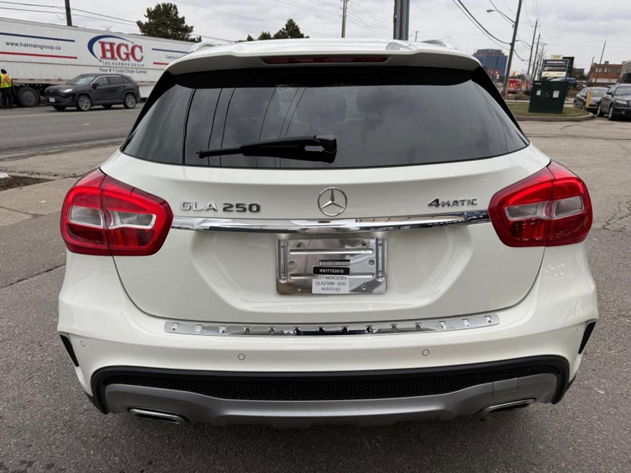 2017 Mercedes-Benz GLA GLA 250 4MATIC * AMG * NAVIAGTION * PANO SUNROOF Photo
