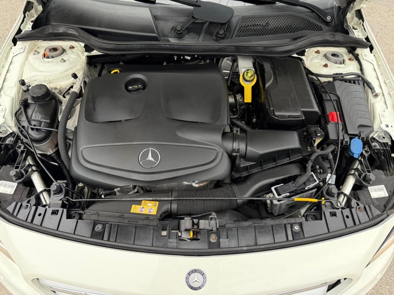 2017 Mercedes-Benz GLA GLA 250 4MATIC * AMG * NAVIAGTION * PANO SUNROOF Photo