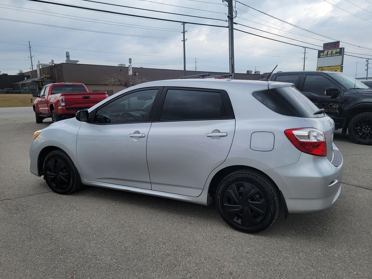 2011 Toyota Matrix  Photo3