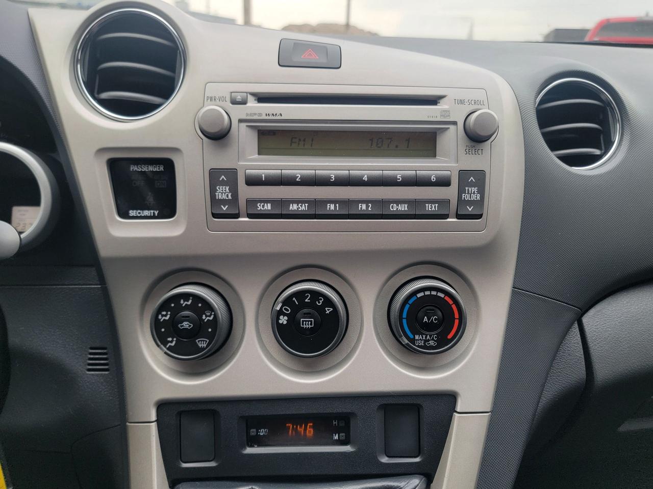 2011 Toyota Matrix  Photo